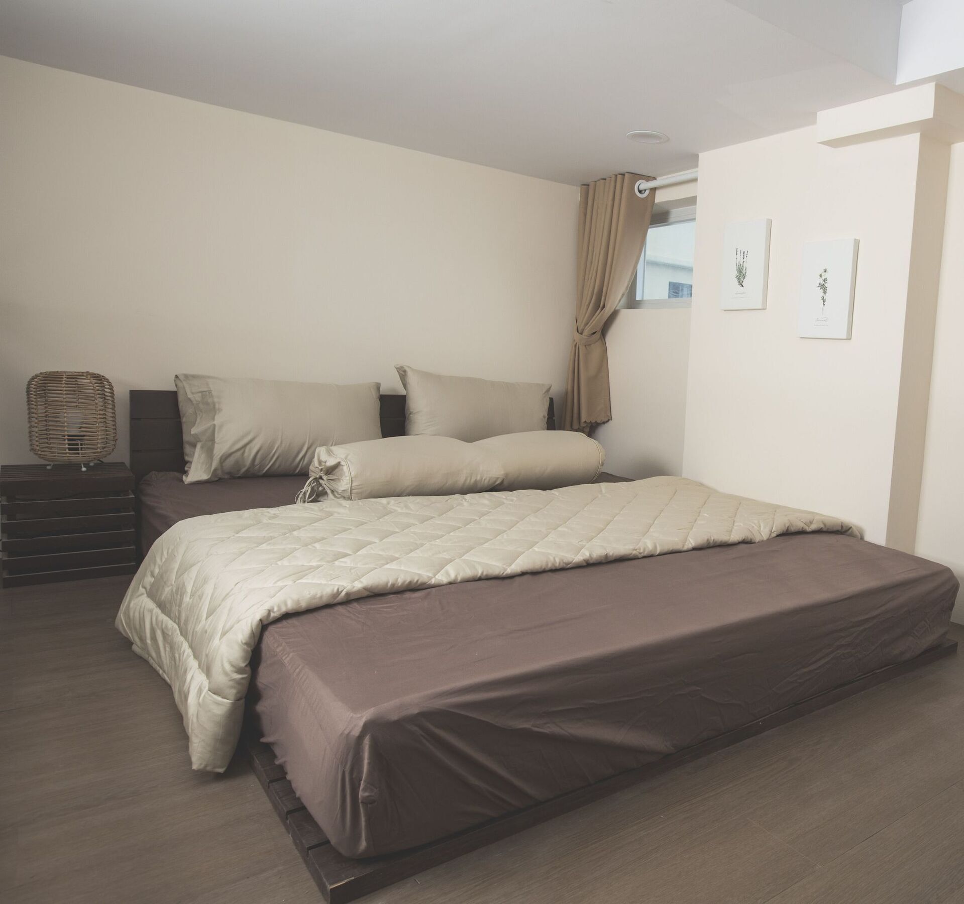 The Homee Cozy Modern